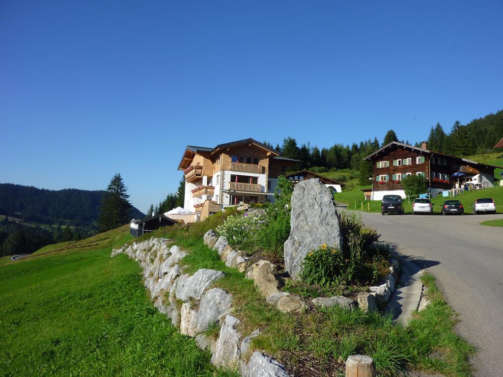 Ferien-Schloessle Michaela Apartment Riezlern Bagian luar foto